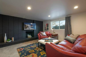 Modern Apartment close to freeway! Salt Lake City
